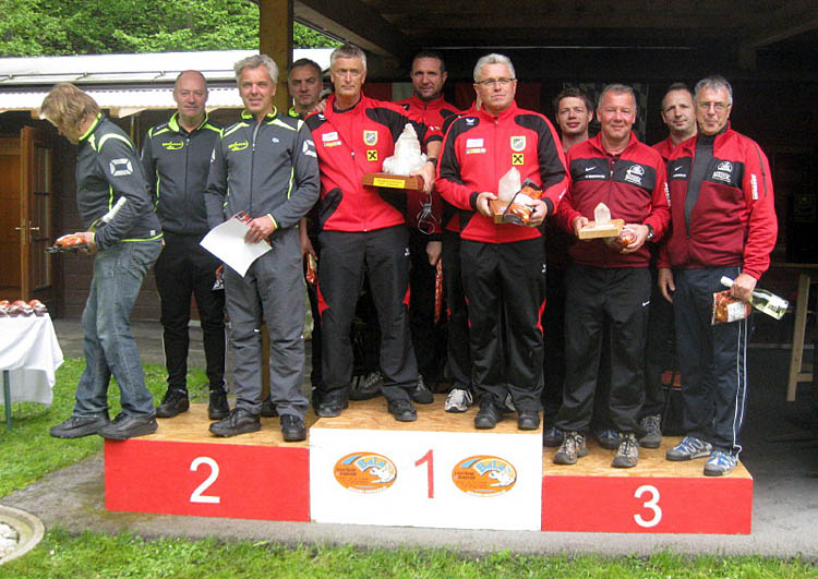 Auf das Siegerpodest schafften es : 1. Rang: EV Angerberg - 2. Rang: ESV Wrgl -  3. Rang: EV Breitenbach 1 