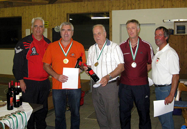 1. Rang und Turniersieger sind Drexler Wolfgang, Scherbichler Karl, Ellinger Michael