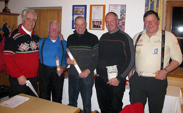 wurde die Sngerrunde mit Hans, Martin, Sepp und Heiss ( v.re.) Gruppensieger 